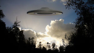 UFOを米国防総省が認めた？未確認飛行物体の映像を公開で話題に